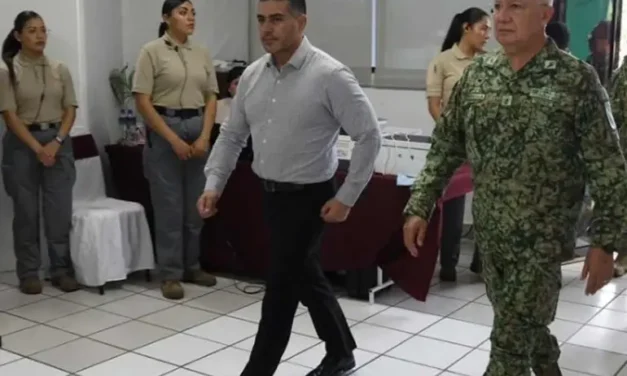 García Harfuch y titular del Ejército se reúnen en Michoacán para atender extorsiones a productores de limón